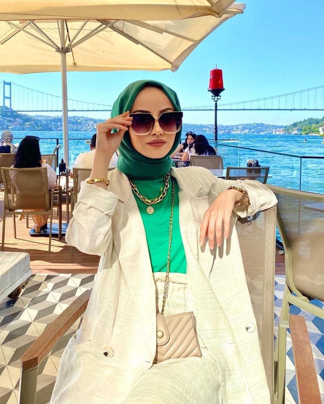 AYŞE